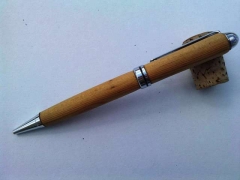 Boligrafo en madera de pino