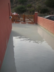 Prueba impermeabilización terraza en Punta Ballena, Algeciras.
