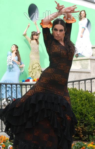 Vestuario Flamenco Profesional | keflamenka