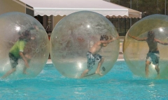 Floatnrun - esferas flotantes - animacion infantil