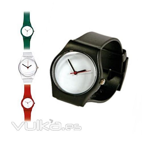 Reloj digital:negro, verde, blanco y rojo. Categoría: Relojes. Ref. MBREP11