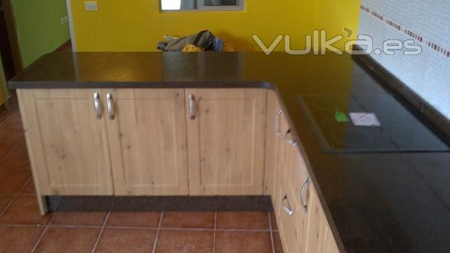 Cocina en Silestone Marrón Júpiter