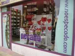 Encuentranos en segovia en la calle los almendros, al lado del registro de la propiedad