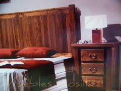 Dormitorio rustico acabado a la cera y barnizadotapas de 4 centimetros de grosor