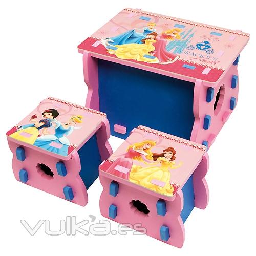 Pupitre infantil +2 taburetes modelo Disney Princess. Ref.BRANÑJ3