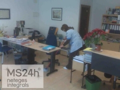 Foto 1423  en Girona - Grup Master Servei 24h (serveis de Neteja Professional)