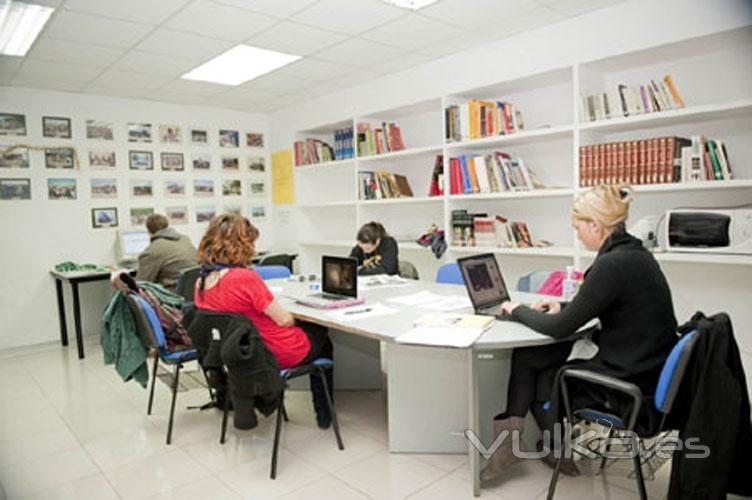 CENTRO DE ESTUDIOS EN TORREMOLINOS