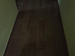 Solado de piso con plaquetas 15x45 imitacion a madera reformas campo de gibraltar