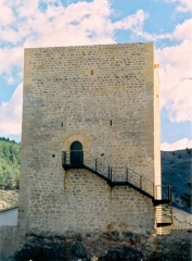 Torre blanca murallas de albarracin reconstruccion de muros de la torre y cerramiento de huecos