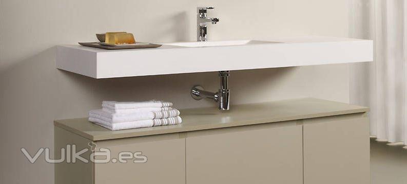 Mobiliario de baño Dica modelo Zero tacto camel y tacto blanco