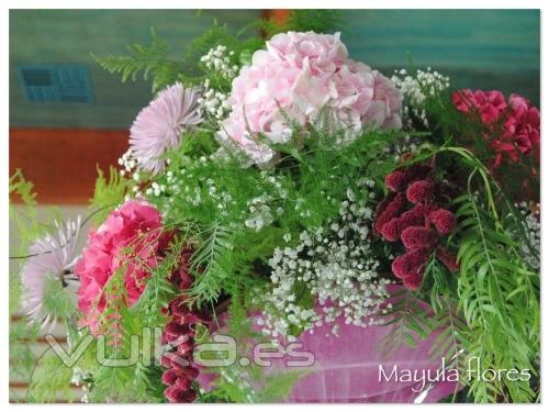 Espectacular decoración de banquete con hortensias Mayula flores