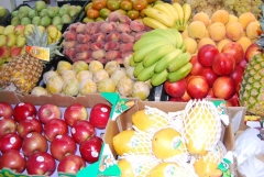 Seleccionamos las mejores frutas y verduras y se las llevamos a casa