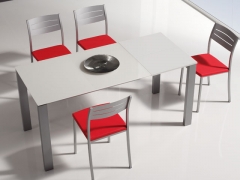 Composicion de sillas y mesa de cocina