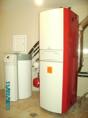 Caldera calefacion y agua caliente + acumulador solar