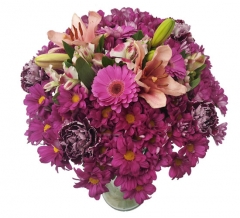 Ramo de flor variada tonos morados  enviar y regalar flores a domicilio con la mejor floristeria