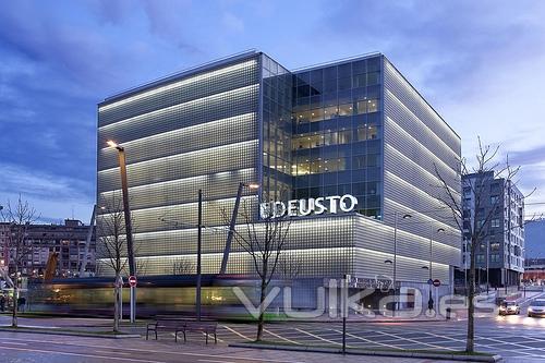 BIBLIOTECA DE DEUSTO (BILBAO)