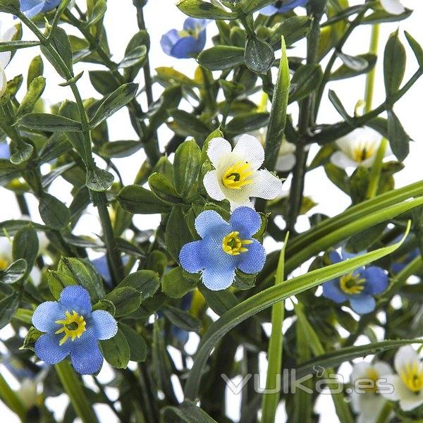 Plantas artificiales con flores. Planta flores mini bell artificiales azules en La Llimona home (1)