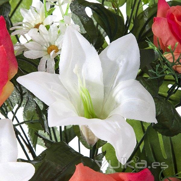 Todos los Santos. Ramo artificial flores lily con rosas salmón en La Llimona home (2)