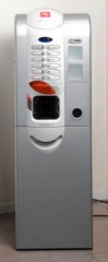 Maquina de cafe en capsulas totalmente automatica