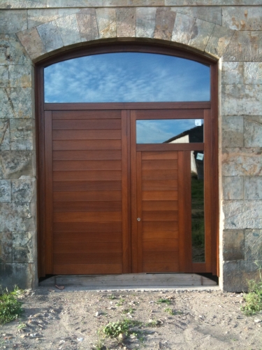 Puertas exteriores madera