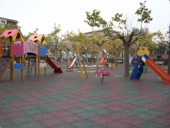 Parque infantil instalado en Ciudad Rodrigo