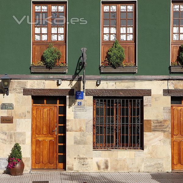 Fachada del restaurante La Pondala en Gijón 