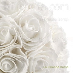 Flores artificiales bola flores rosas artificiales blancas 23 1 - la llimona home