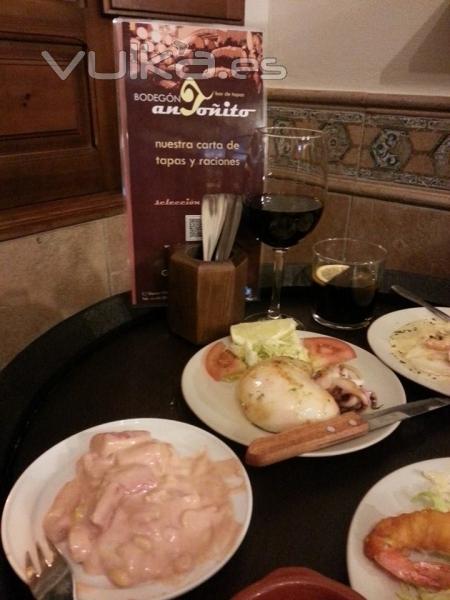 BODEGÓN ANTOÑITO es un pequeño y nuevo gran bar de tapas de excelente calidad