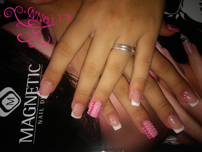 NNAILS UÑAS 