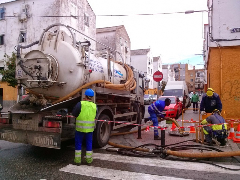 limpieza y desatasco de alcantarillados