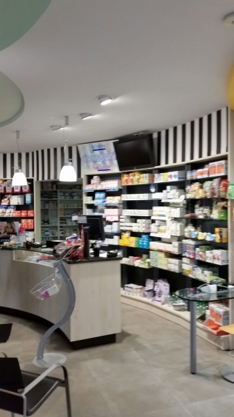 FARMACIA 4