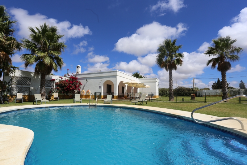 El Celemin de Conil Piscina