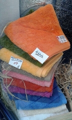 Toda la gama de toallas en distintos tamanos y colores