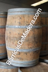 Used barrel trader broker spain barricas de vino 225 litros