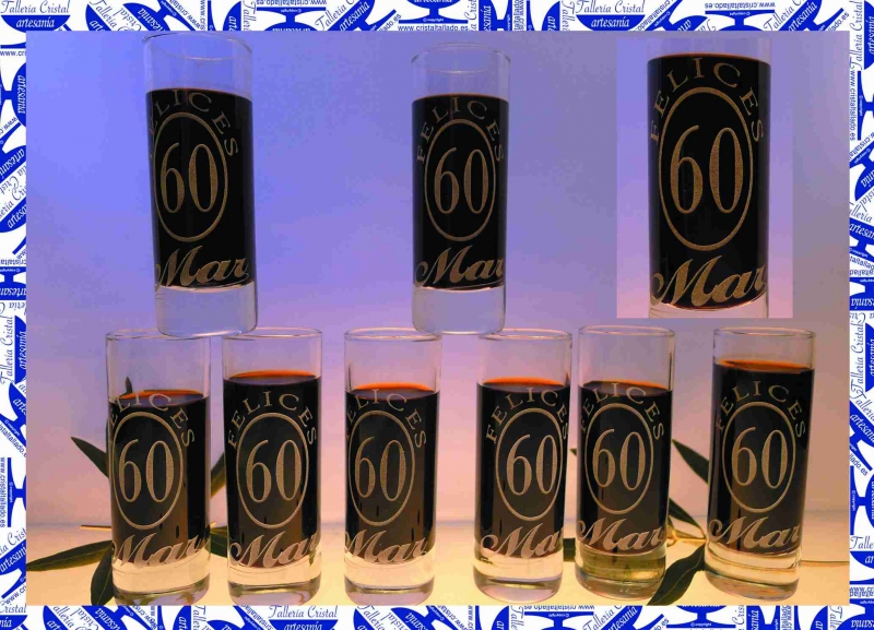 vasitos de cristal para 60 cumpleaños