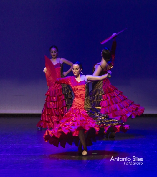 Danza española castiza