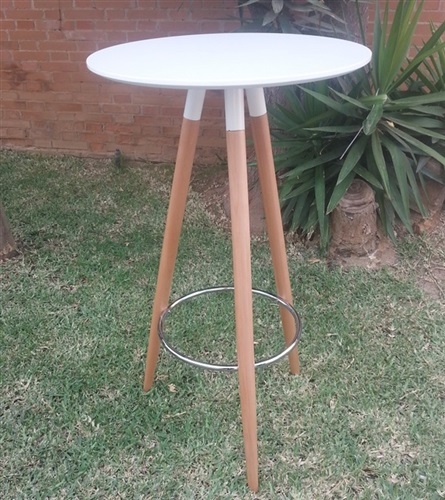 Mesa alta PRINCE-BL, madera, lacada blanca de 60 cms diámetro.