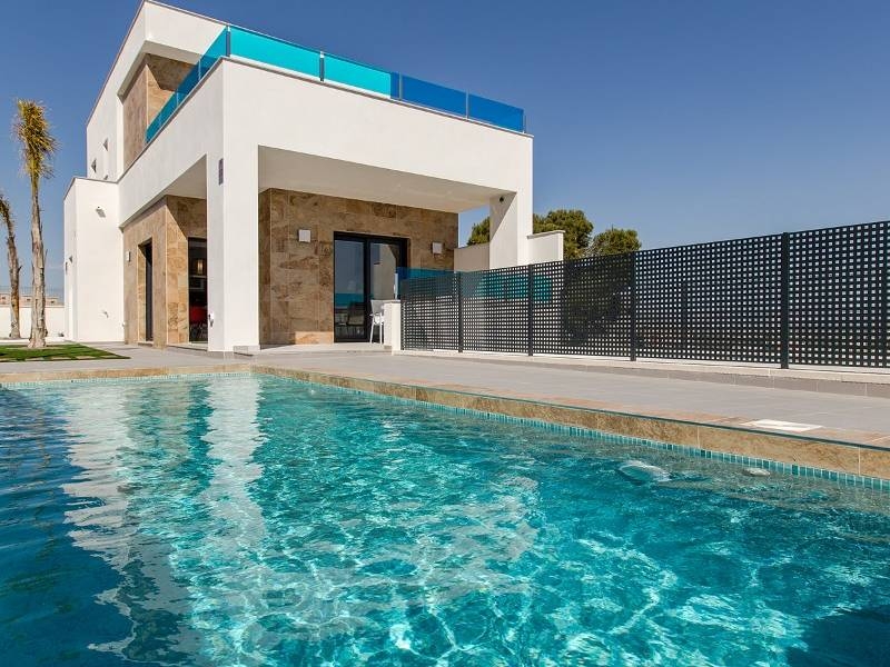 Villa for sale in Costa Blanca South - Chalet en venta en Costa Blanca Sur