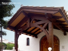 Porche de madera carpinteria tradicional en cuevas del almanzora, almeria