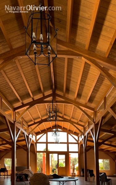 Construcción de cubierta para salón comedor de restaurante