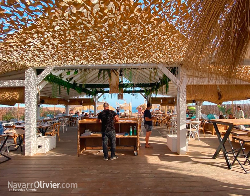 Terraza cubierta chiringuito Bossa Playa Torrox - Costa -Málaga