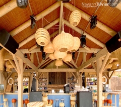 Estructura de madera y tronco calibrado para beach club margarita
