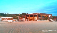 Chiringuito desmontable de 150 m² sobre pilotes cilindricos de madera, playa de la barrosa, chiclana