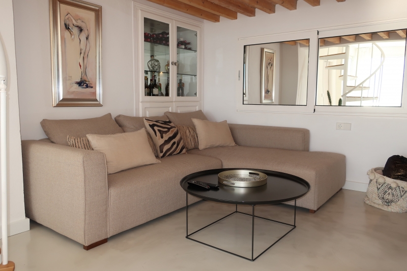 Salón - Apartamento en Can Furnet, Jesús, Ibiza - Engel & Völkers Ibiza - Inmobiliaria en Ibiza