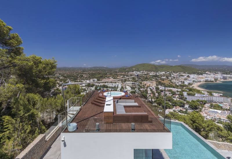 Solarium - Villa en Siesta, Santa Eulalia, Ibiza - Engel & Völkers Ibiza - Inmobiliaria en Ibiza