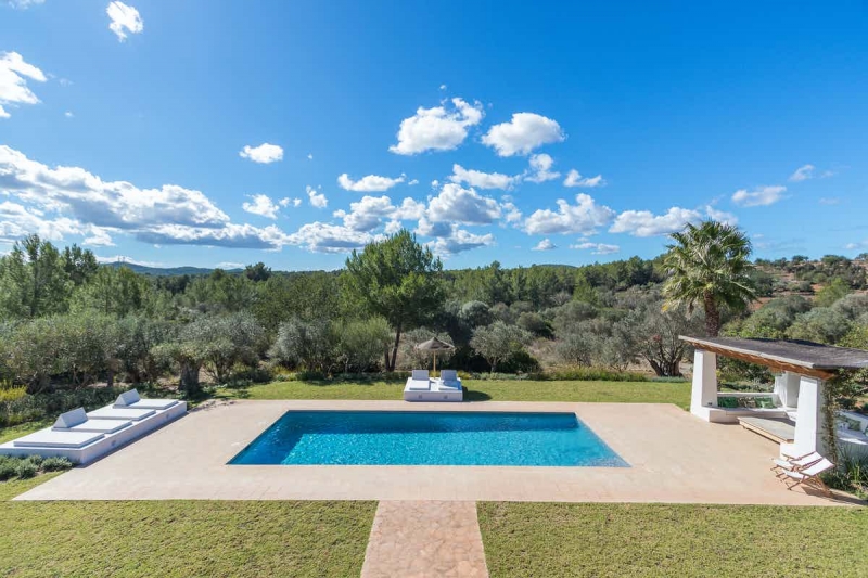 Piscina - Finca en San Lorenzo, San Juan, Ibiza - Engel & Völkers Ibiza - Inmobiliaria en Ibiza