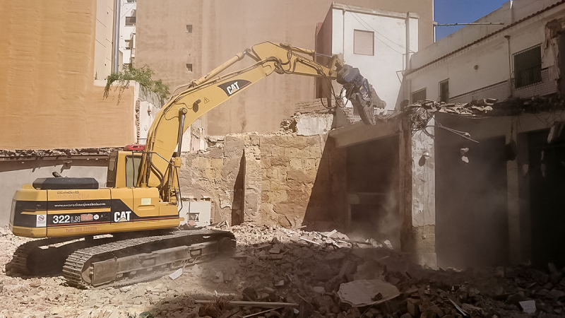 DEMOLICIONES Y EXCAVACIONES D-TRES SLL