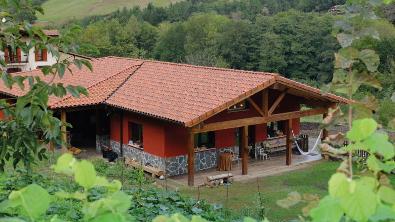 Casa construida con hormigón celular YTONG en una planta País Vasco