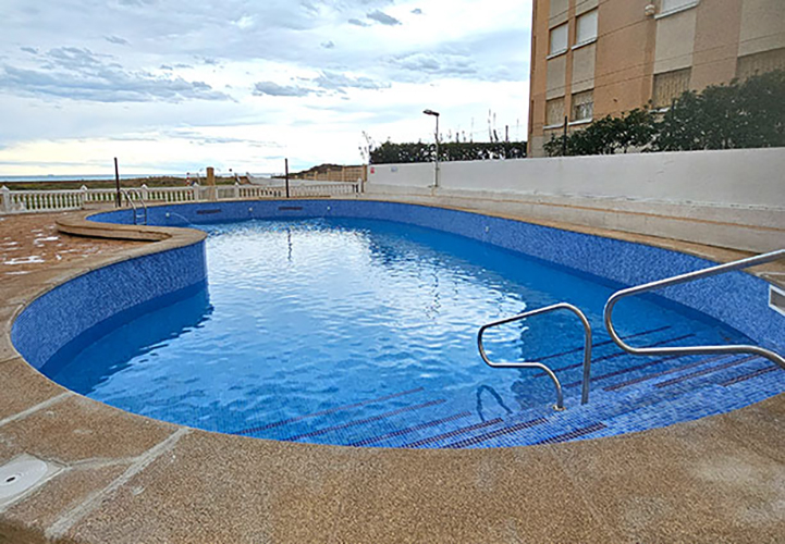 PENTIVAL JARDINES Y PISCINAS, S.L.