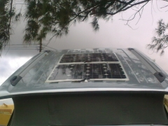 Instalacion de dos placas solares en  una t5